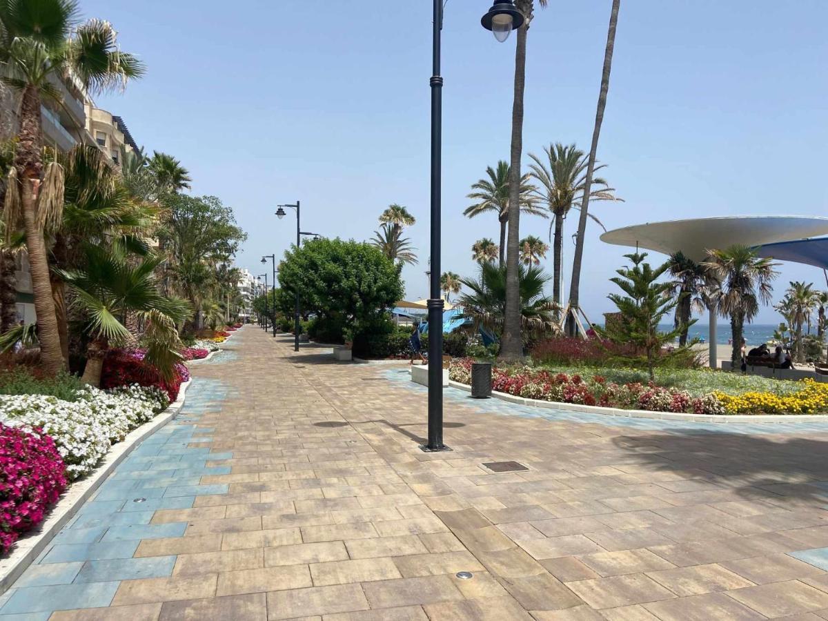 Victoria Home & Parking Estepona Buitenkant foto