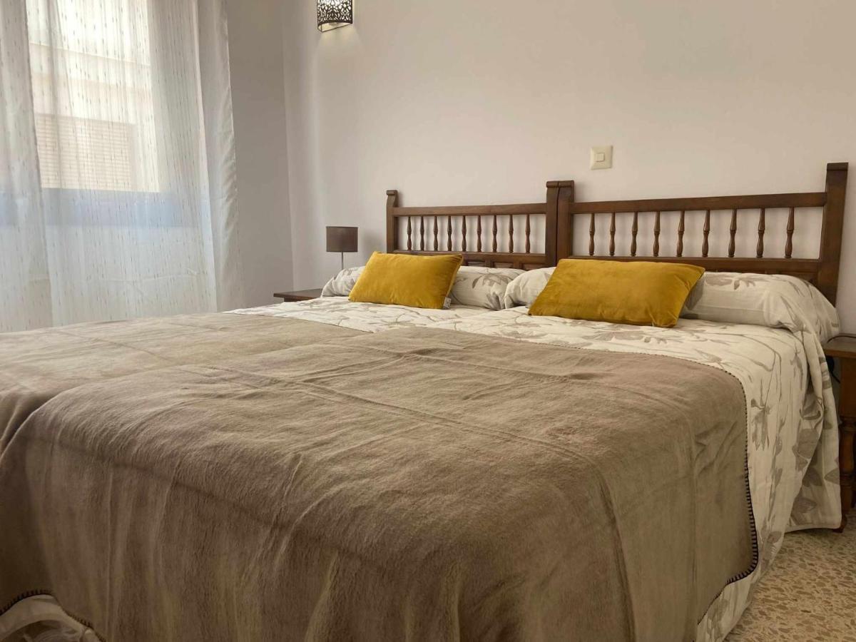 Victoria Home & Parking Estepona Buitenkant foto