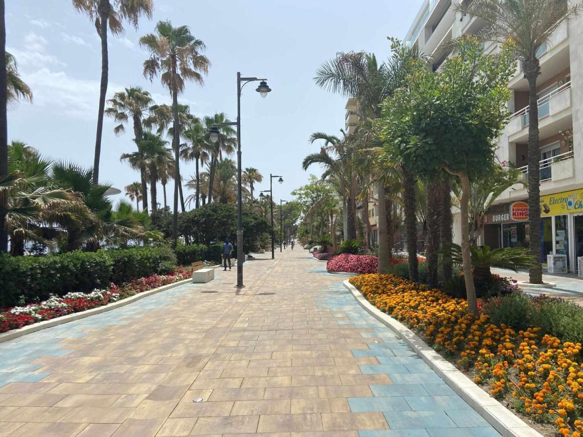 Victoria Home & Parking Estepona Buitenkant foto